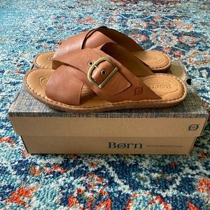 Born Rio sandals in cognac size 9